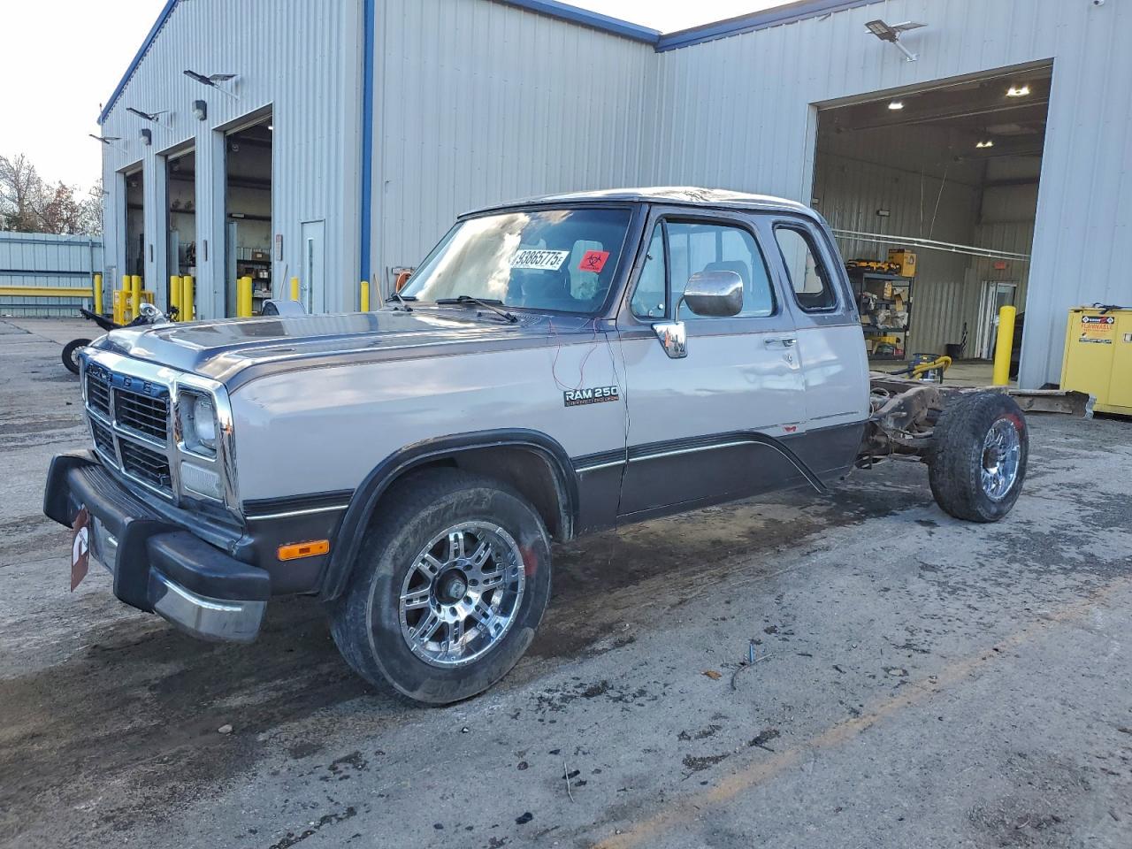 1993 Dodge D/W 250, VIN 3B7KE23C0PM138396 — Vandalism
