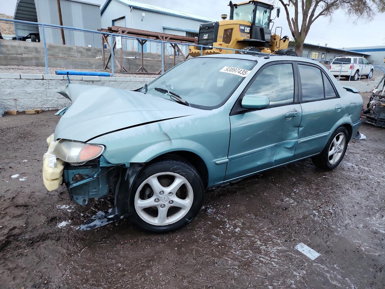 2002 Mazda Protege DX, VIN JM1BJ225120519653 — Front end