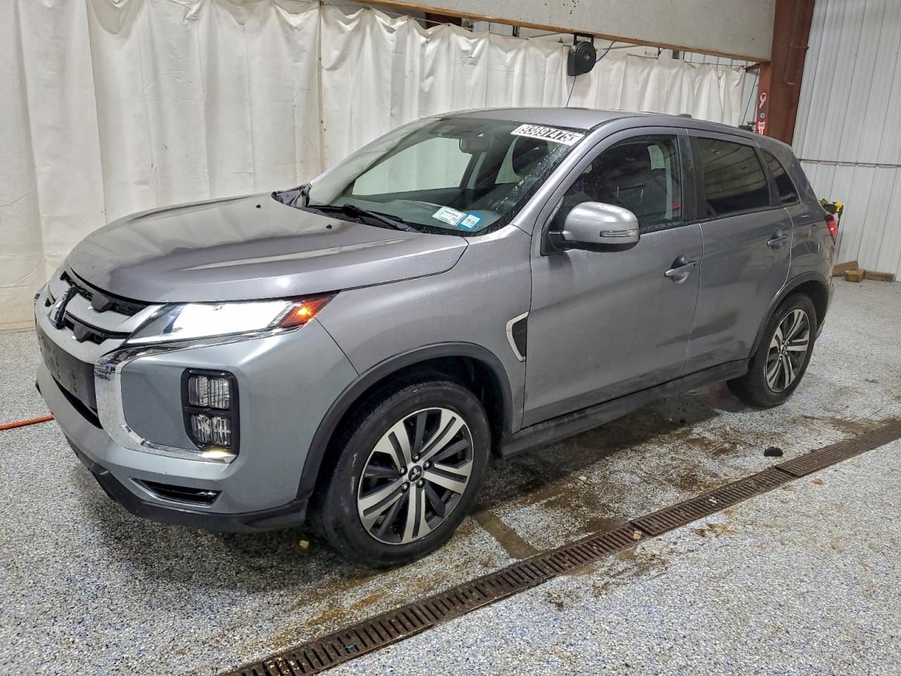 2020 Mitsubishi Outlander ES, VIN JA4AR3AU7LU000243 — Vandalism