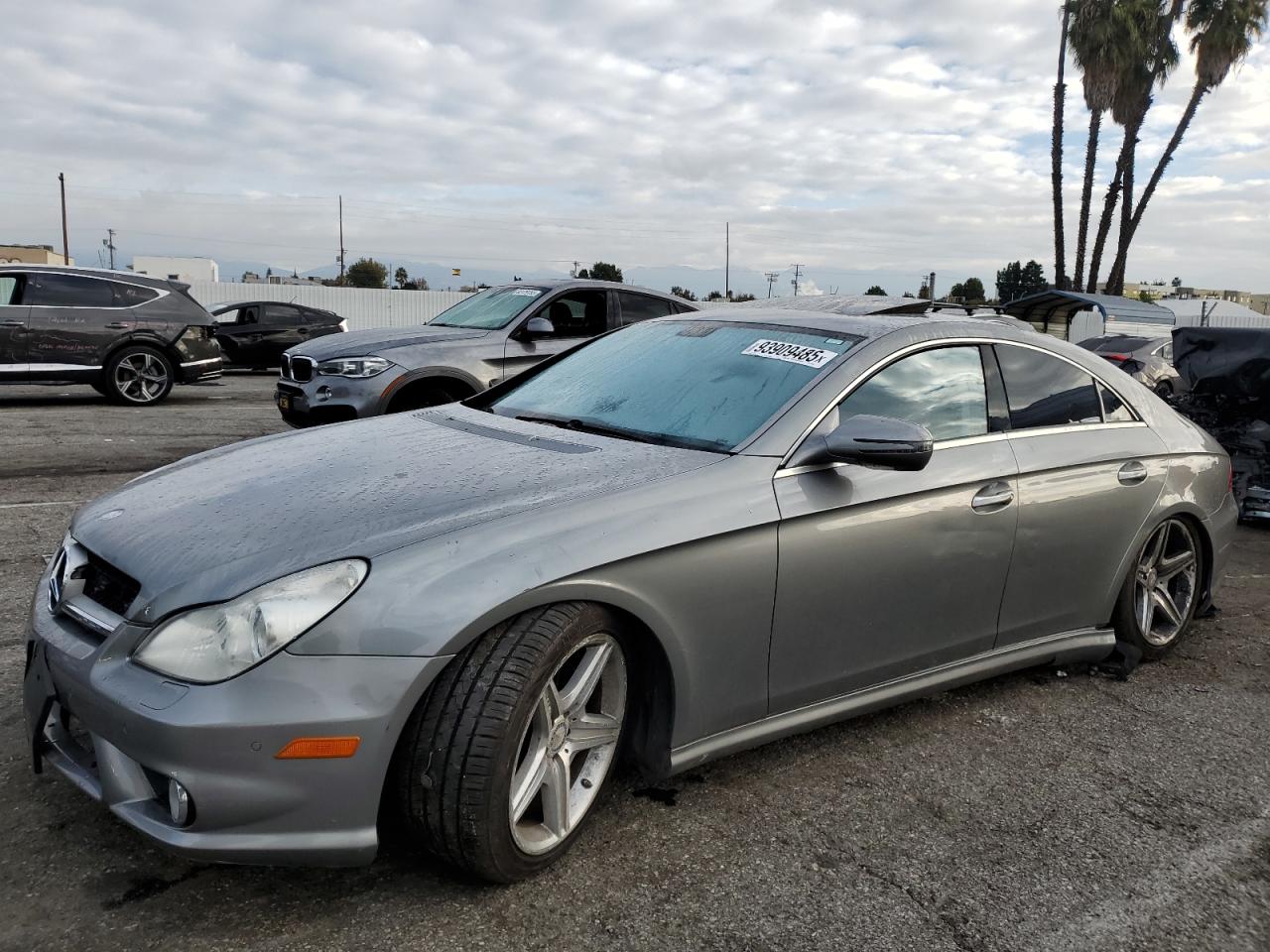 2011 Mercedes-Benz CLS 550, VIN WDDDJ7CBXBA167845 — Side