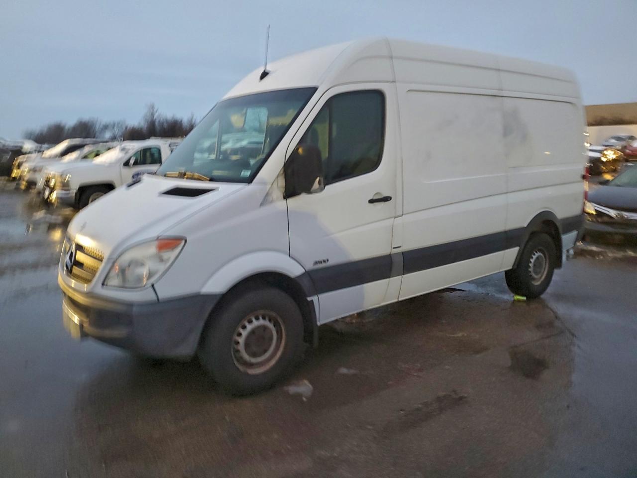 2010 Mercedes-Benz Sprinter Cargo, VIN WD3PE7CC3A5423538 — Front end