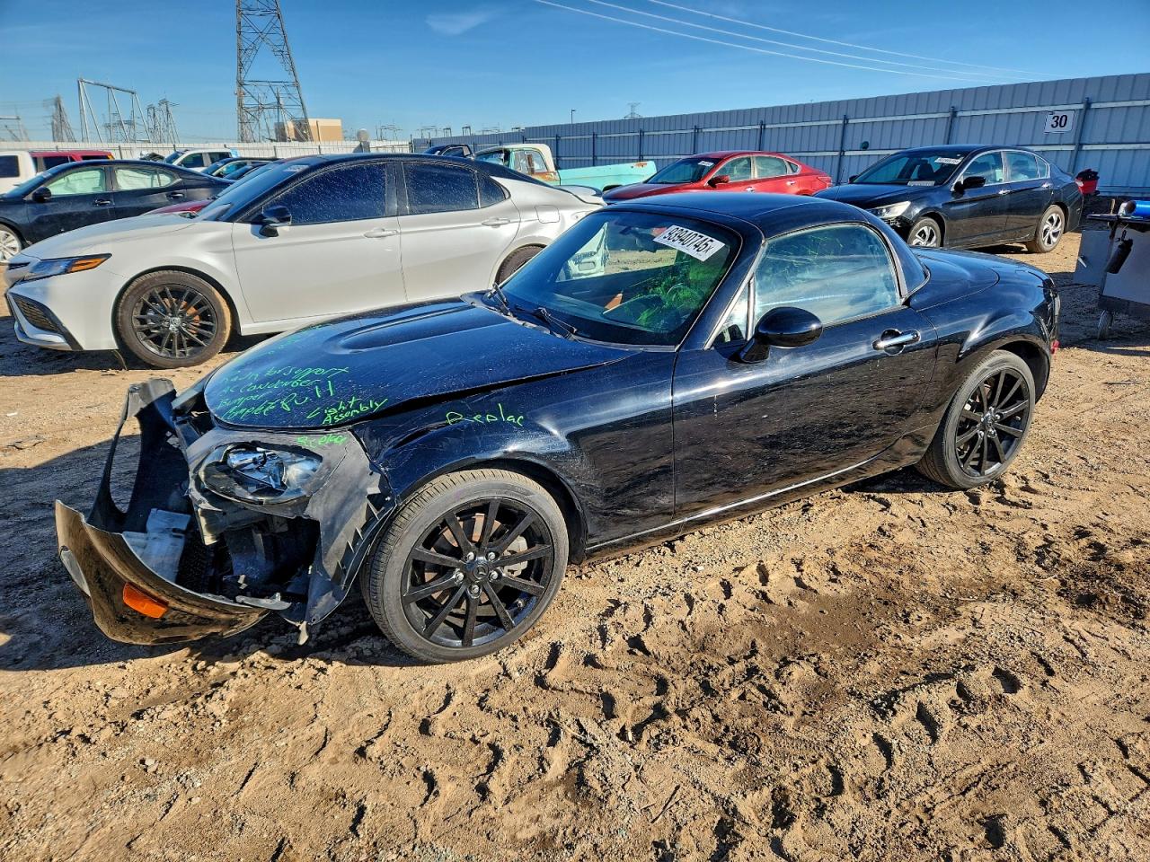 2008 Mazda MX-5 Miata Grand Touring, VIN JM1NC26FX80145093 — Front end
