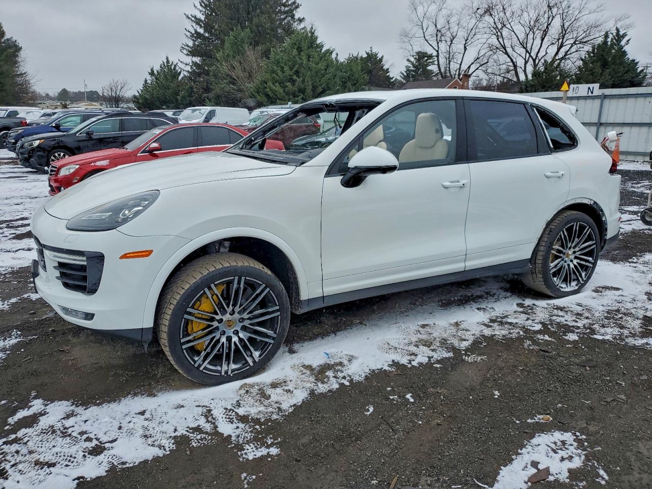 2016 Porsche Cayenne Turbo, VIN WP1AC2A27GLA86602 — Крыша