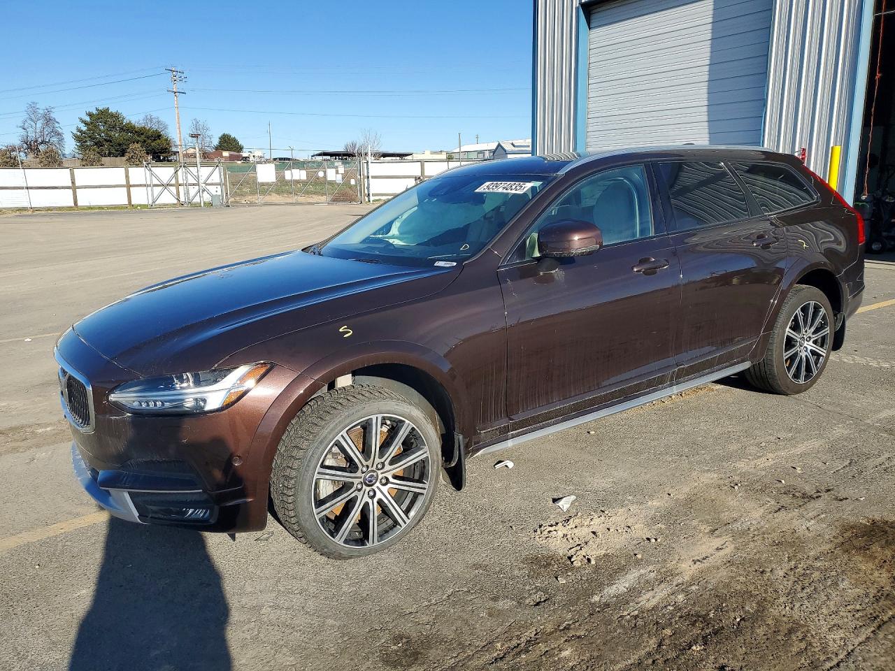 2017 Volvo V90, VIN YV4A22NL3H1001417 — Бок