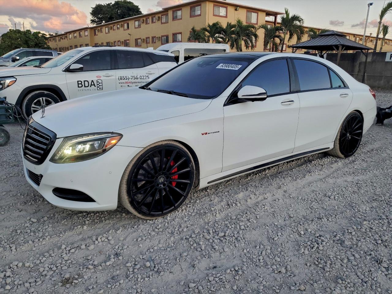 2015 Mercedes-Benz S 550, VIN WDDUG8CBXFA096625 — Frame damage