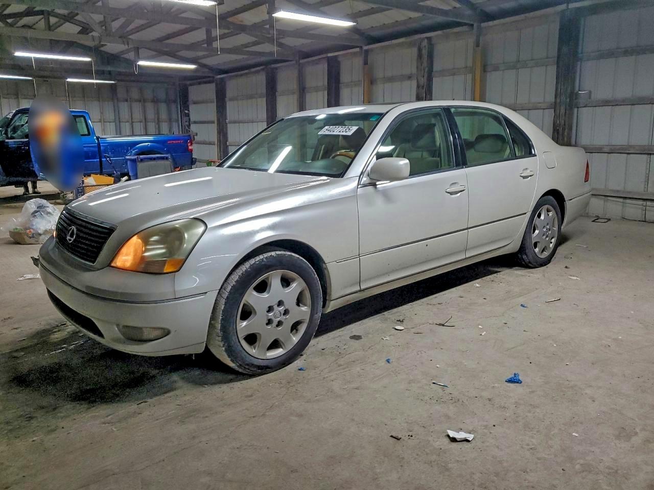 2003 Lexus LS 430, VIN JTHBN30F930117269 — Front end