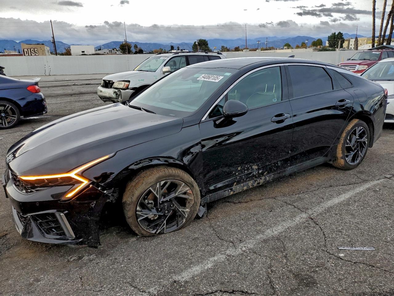 2025 Kia K5 GT-Line, VIN KNAG64J78S5351712 — Front end