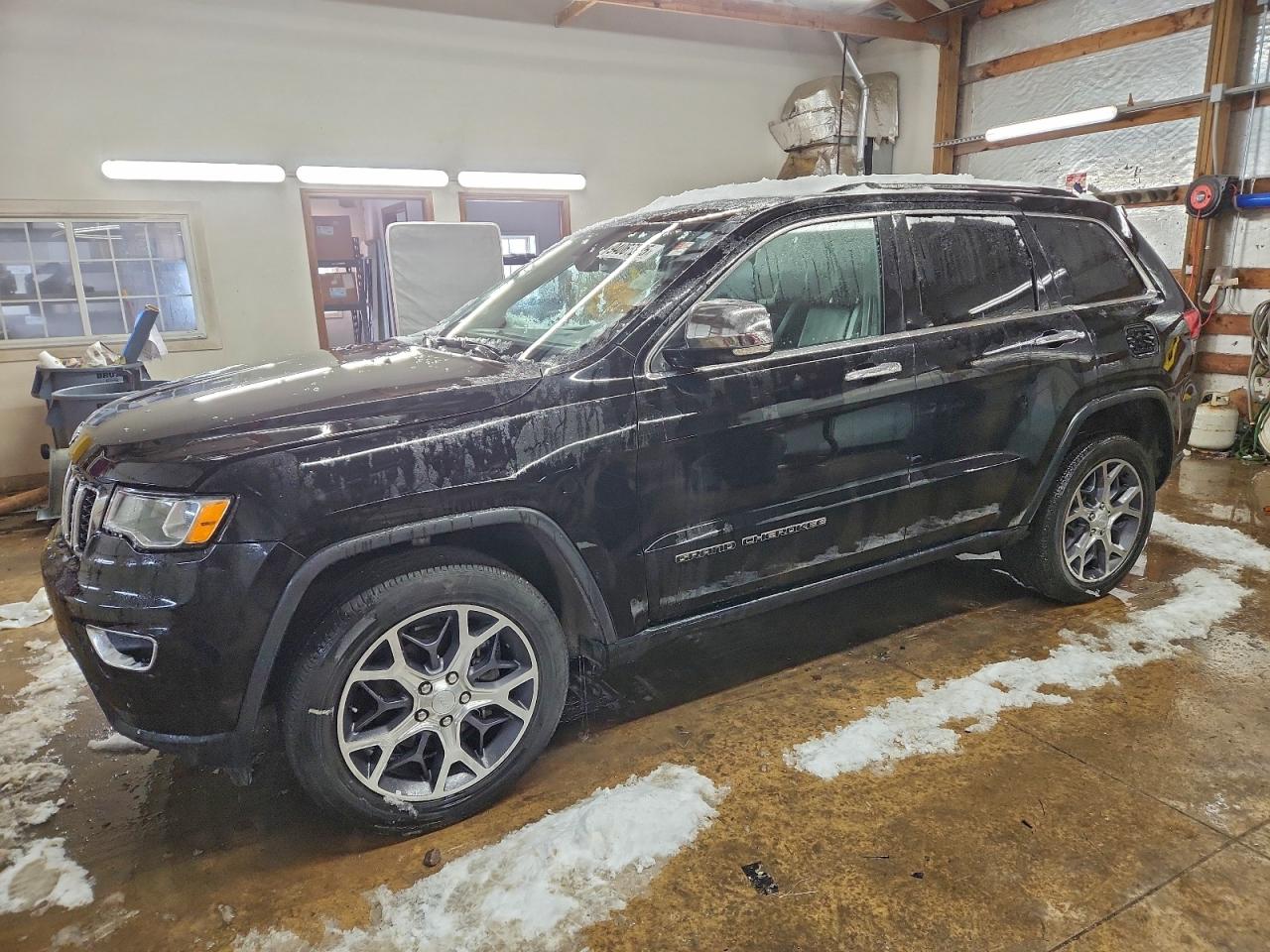 2019 Jeep Grand Cherokee Limited, VIN 1C4RJFBGXKC612516 — Normal wear