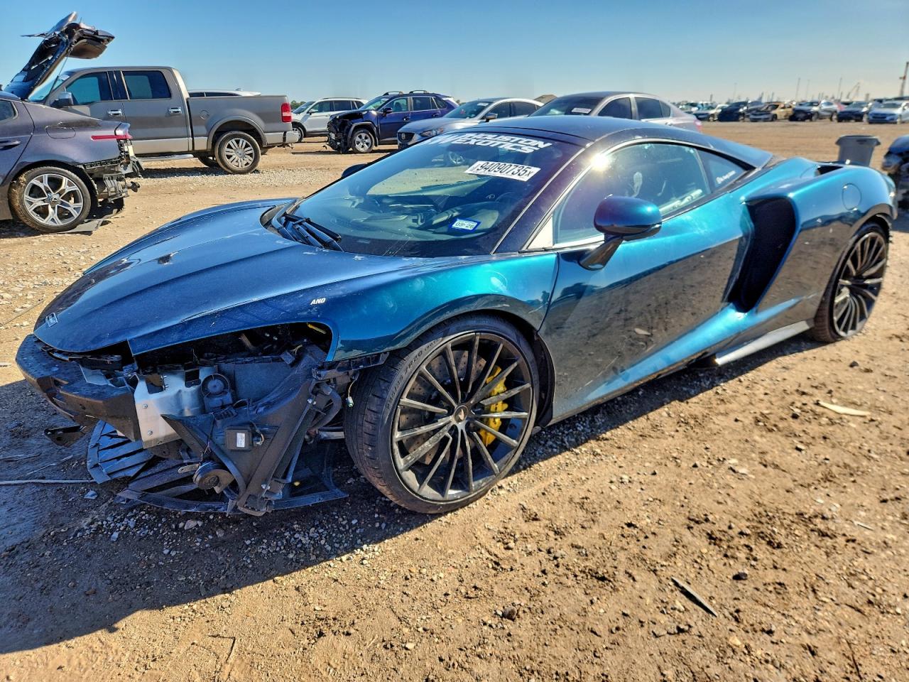 2021 McLaren GT, VIN SBM22GCA5MW001283 — Front end