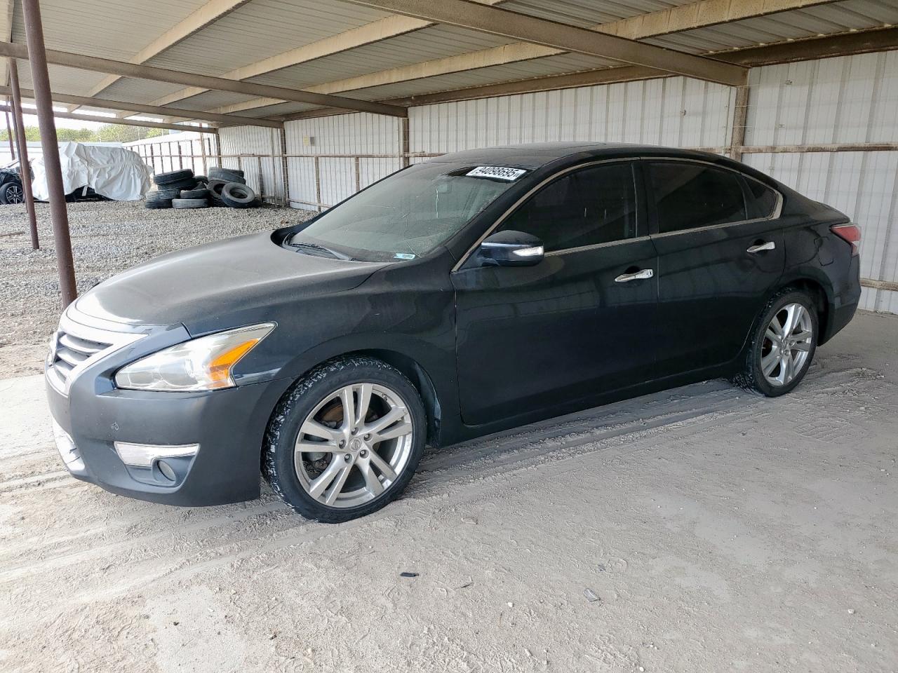 2015 Nissan Altima SL, VIN 1N4BL3AP5FC490624 — Мелкие вмятины и царапины