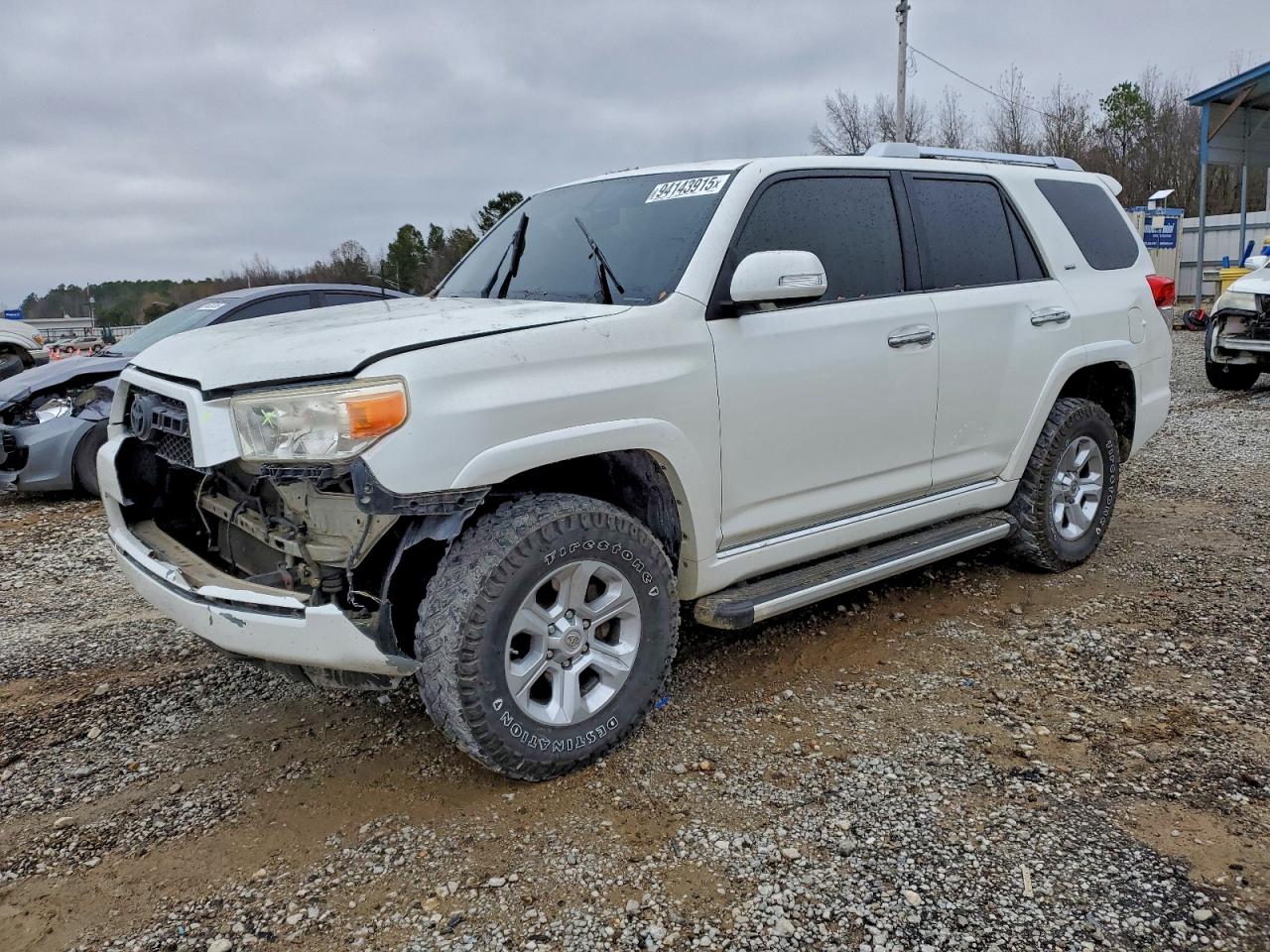 2010 Toyota 4Runner SR5, VIN JTEBU5JR7A5020687 — Front end