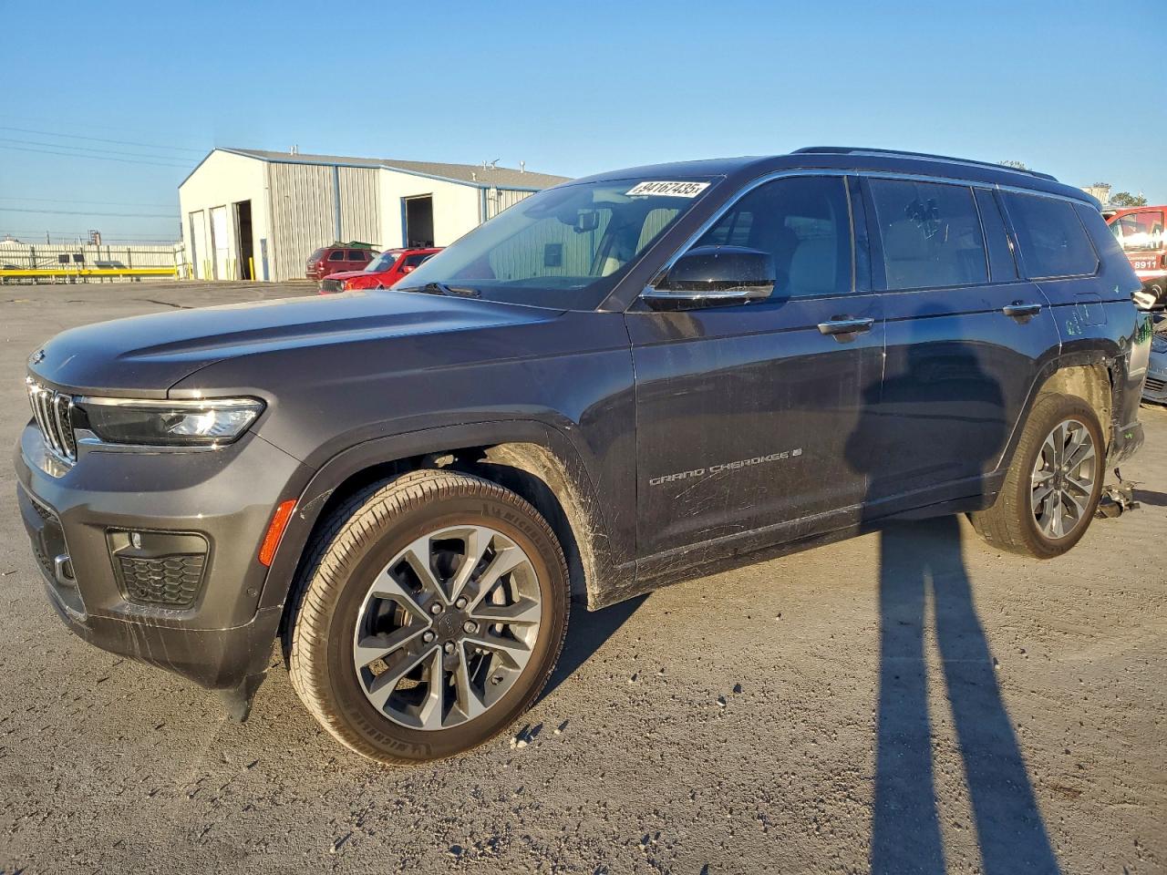 2021 Jeep Grand Cherokee Overland, VIN 1C4RJKDG1M8211965 — Rear end