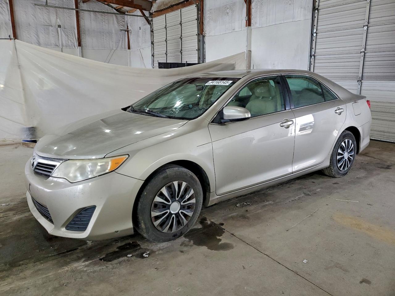 2014 Toyota Camry SE, VIN 4T1BF1FK2EU872245 — Частичный ремонт