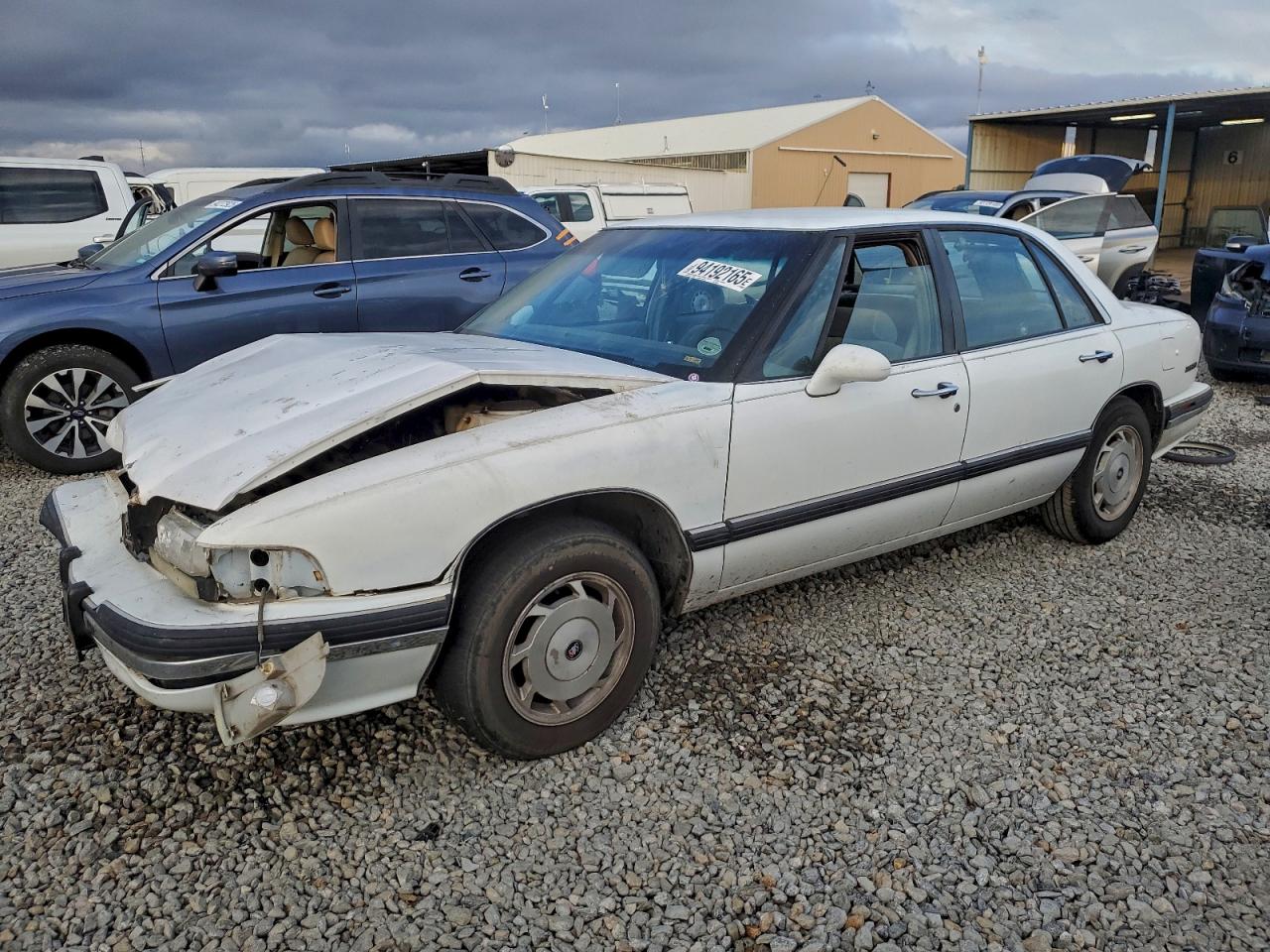 1993 Buick LeSabre 90th Anniversary Edition, VIN 1G4HP53L7PH503761 — Перед