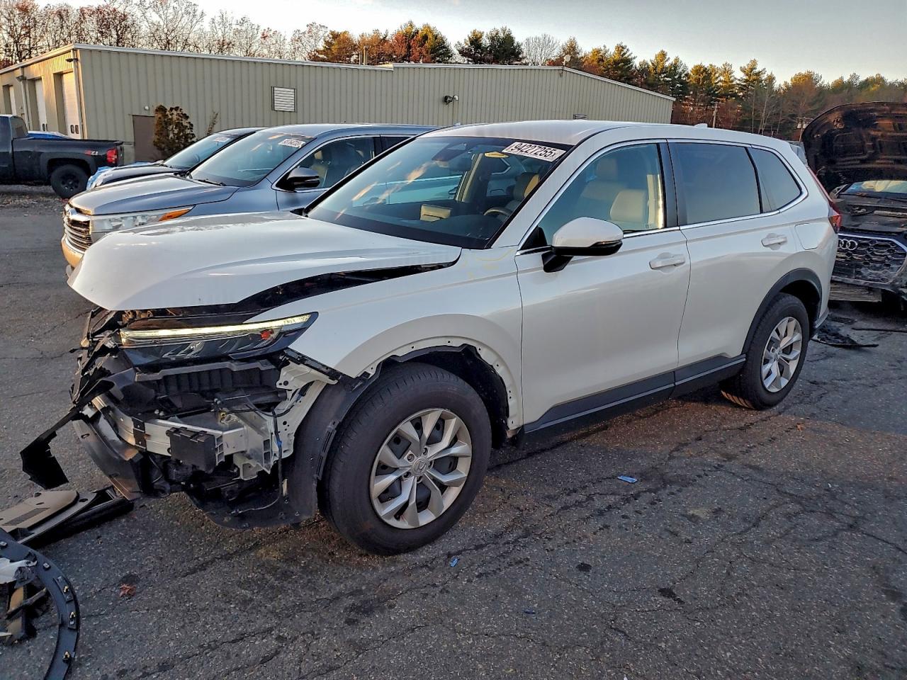 2025 Honda CR-V LX, VIN 7FARS4H23SE006317 — Front end
