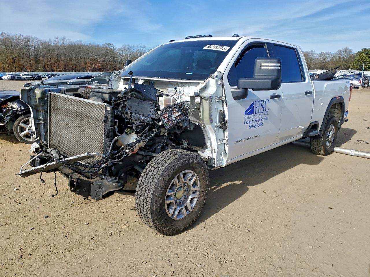 2023 GMC Sierra 2500HD Pro, VIN 1GT49LE7XPF211308 — Front end