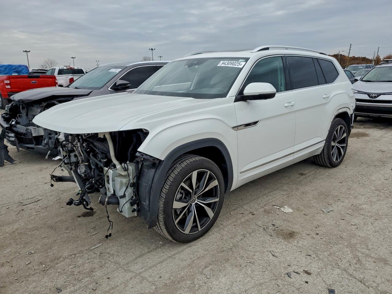 2024 Volkswagen Atlas SEL Premium R-Line, VIN 1V2FR2CA1RC584774 — Rejected repair