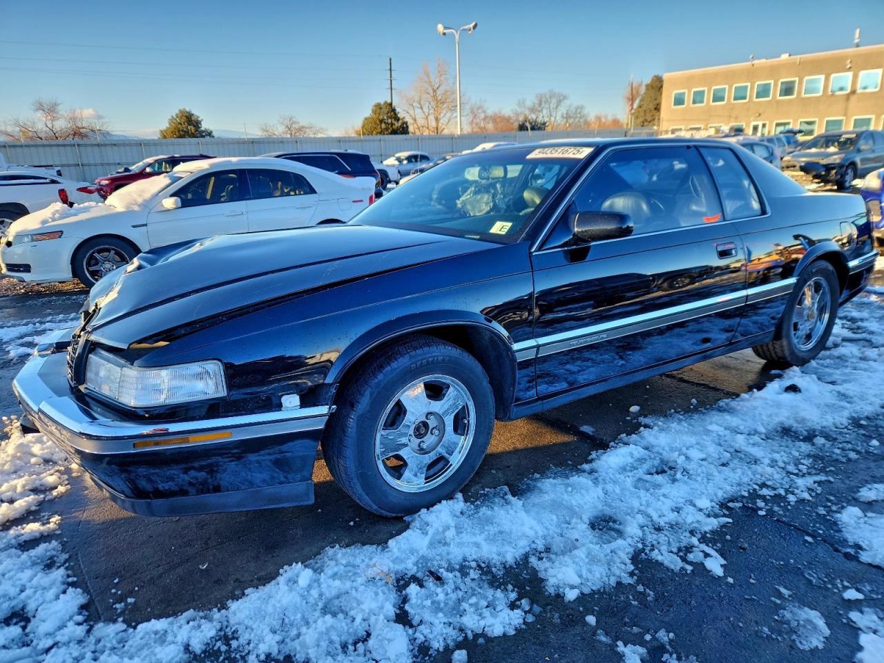 1994 Cadillac Eldorado Touring, VIN 1G6ET1292RU610733 — Фото с аукциона 1 of 4