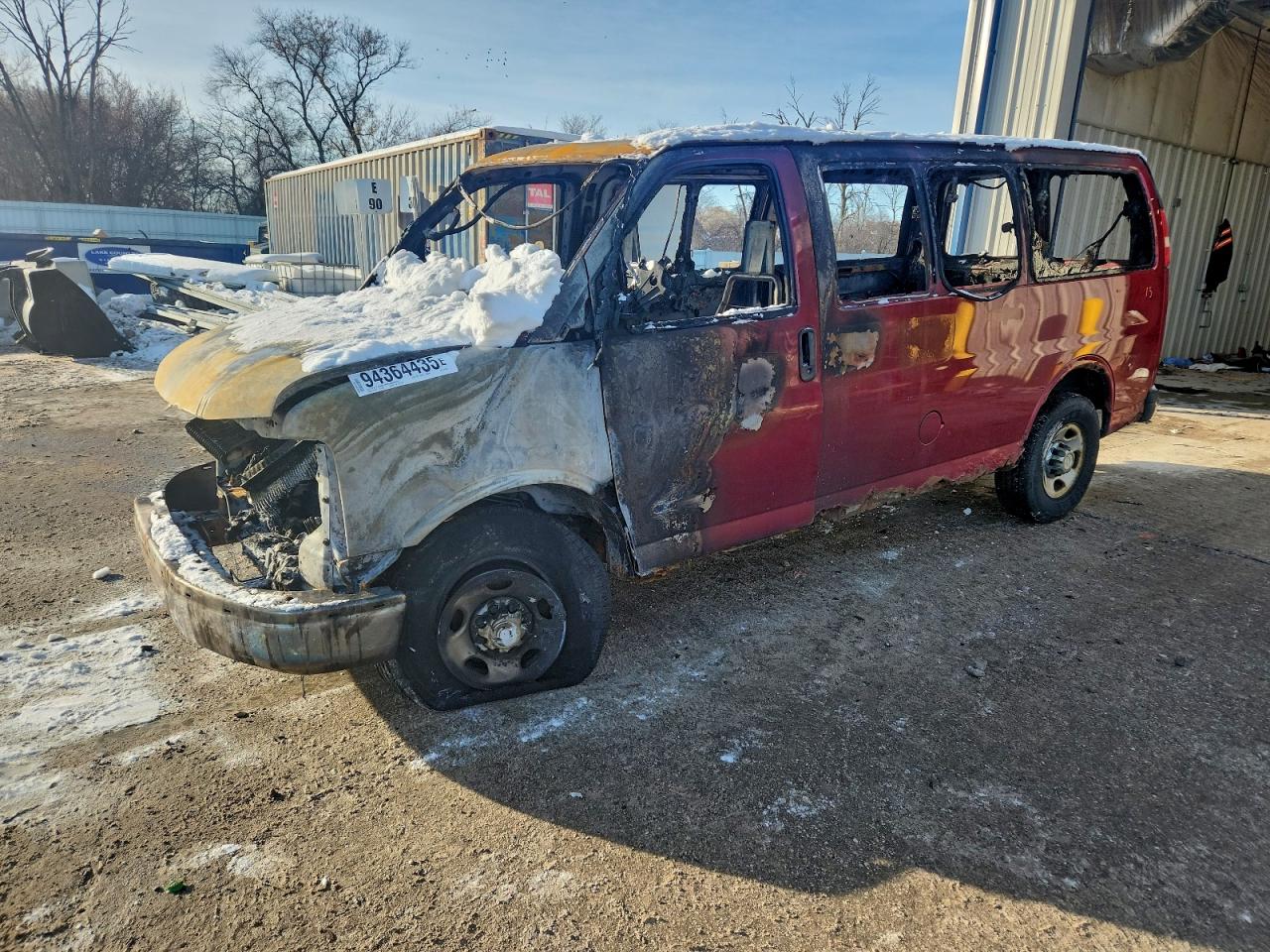 2006 Chevrolet Express Passenger, VIN 1GAHG35U361242448 — Burn