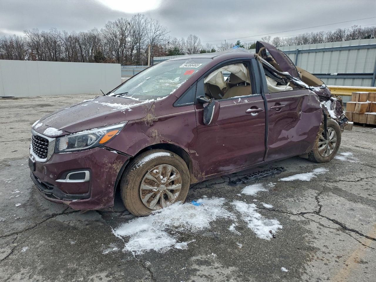 2019 Kia Sedona LX, VIN KNDMB5C14K6561735 — Roof