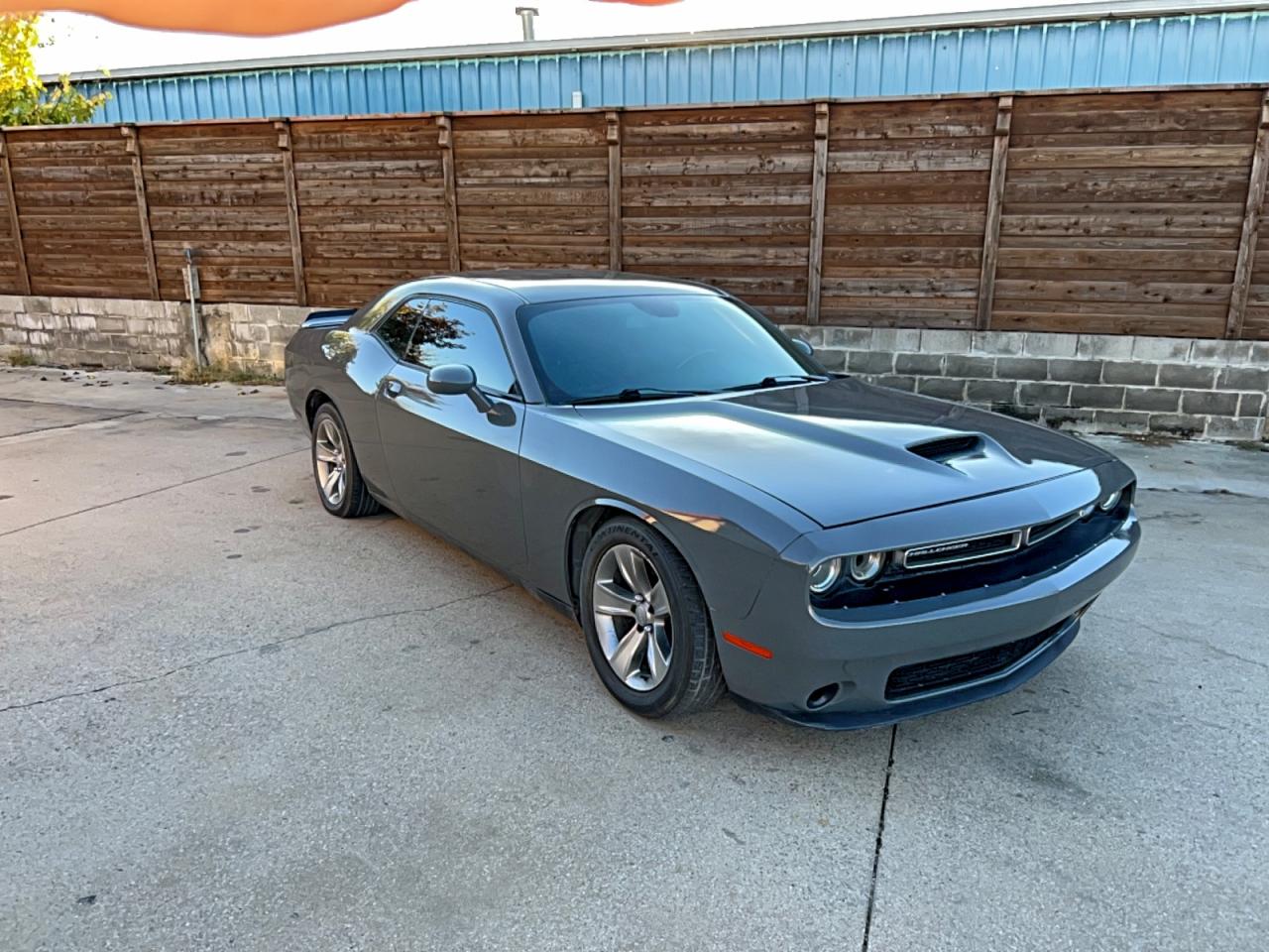 2019 Dodge Challenger R/T, VIN 2C3CDZBT0KH557099 — Normal wear