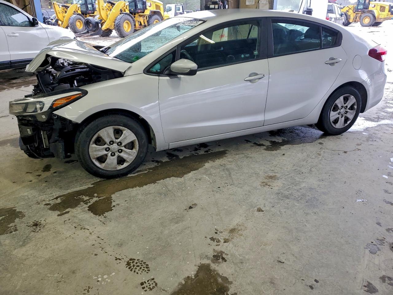 2017 Kia Forte LX, VIN 3KPFL4A73HE094219 — Front end