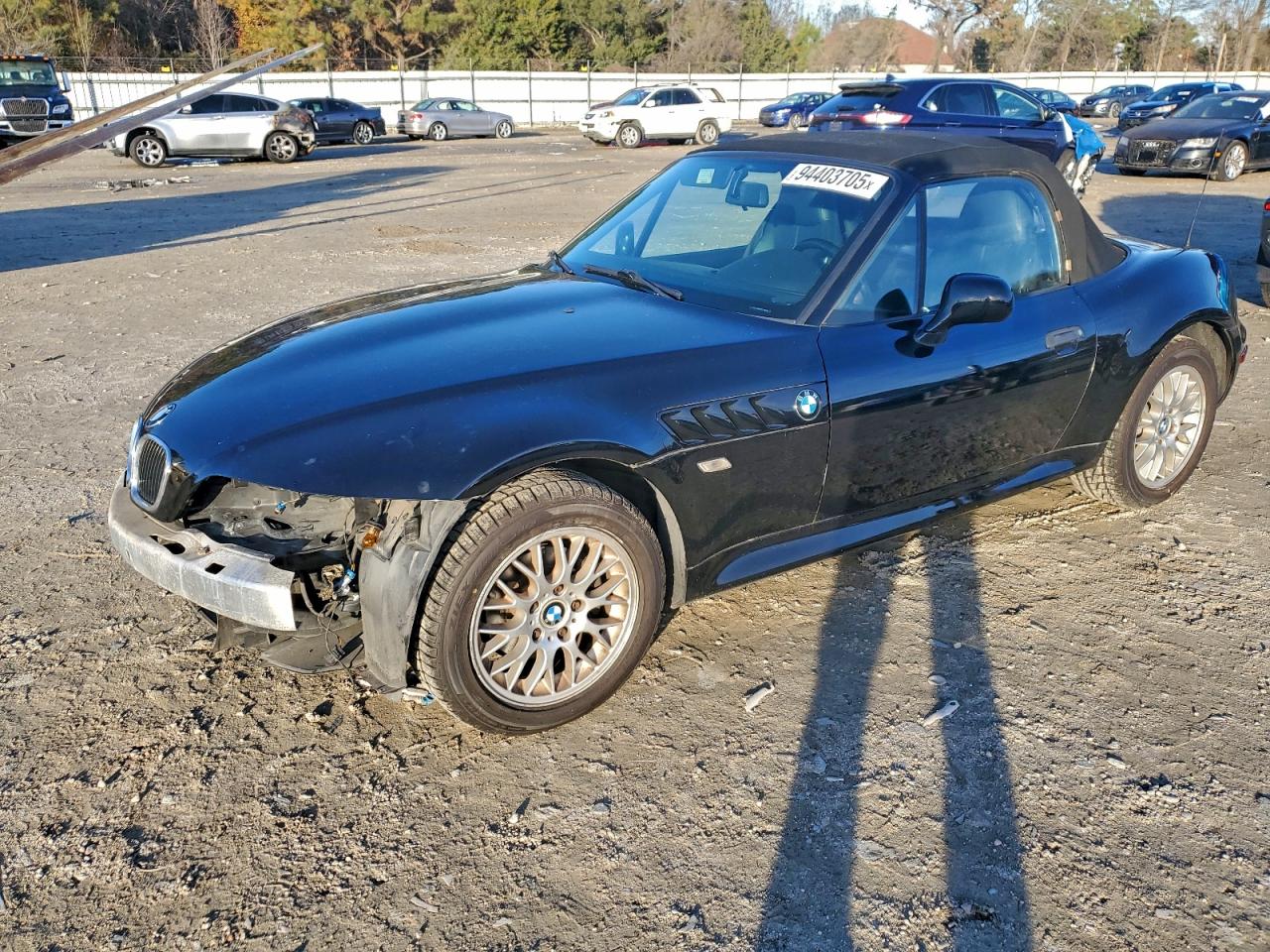 2002 BMW Z3 2.5, VIN 4USCN33402LK51594 — Перед