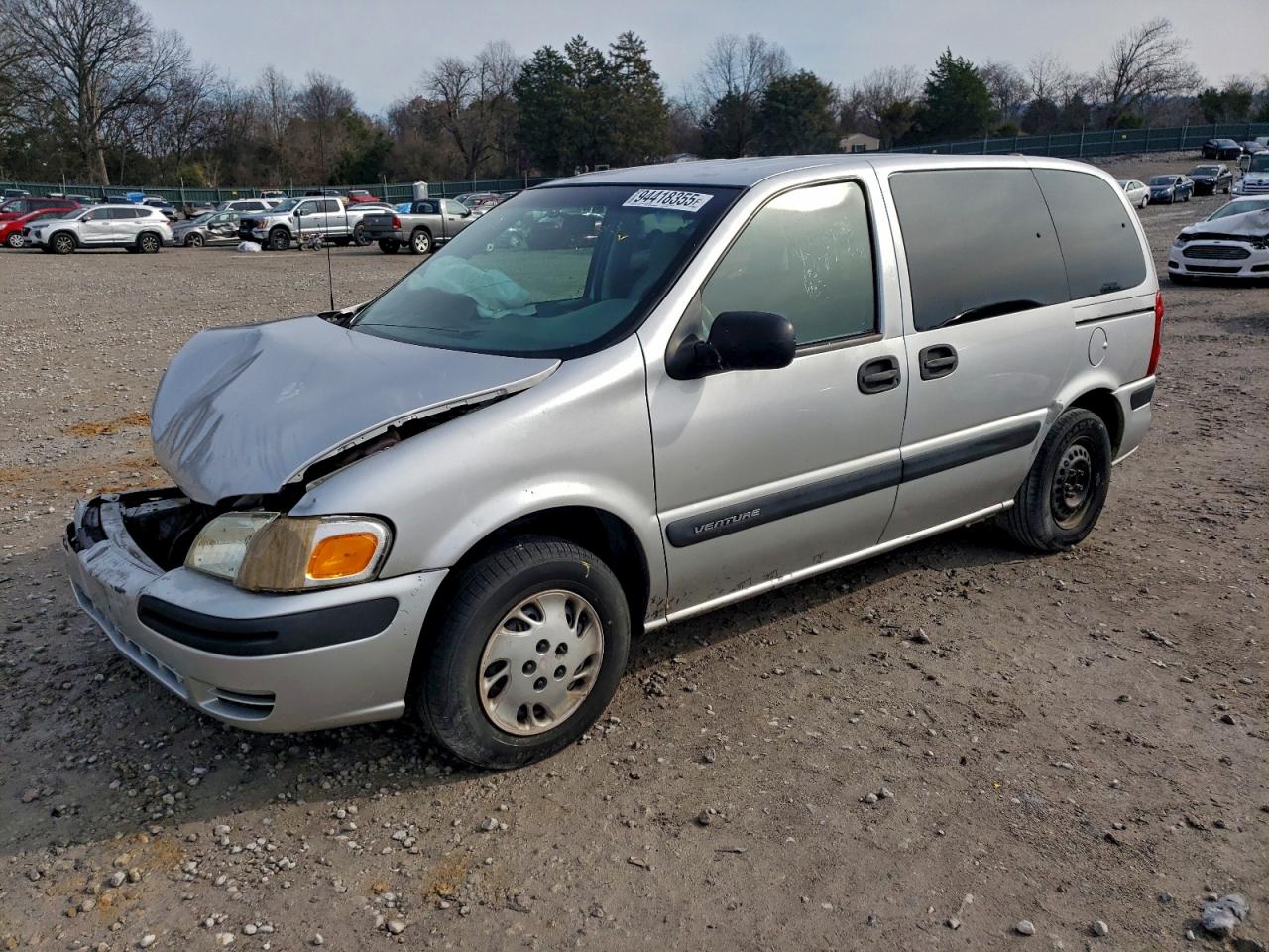 2003 Chevrolet Venture 1SA, VIN 1GNDU03E83D183178 — Front end