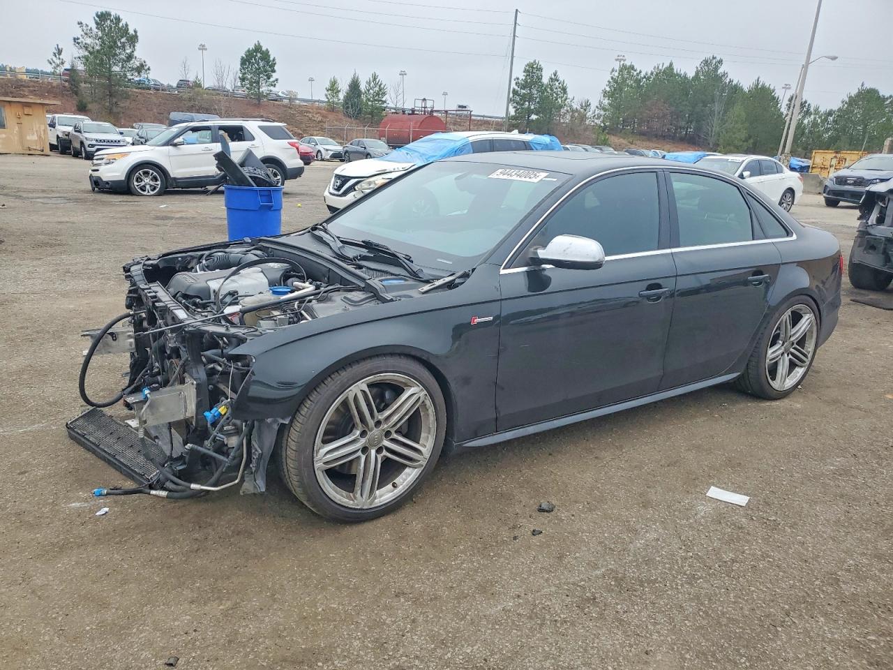 2016 Audi S4 Premium Plus, VIN WAUBGAFL9GA009292 — Перед