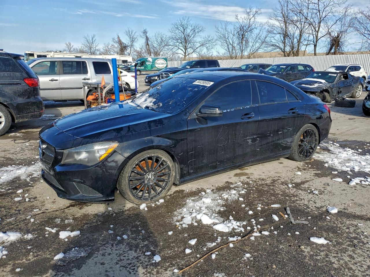 2015 Mercedes-Benz CLA 250, VIN WDDSJ4EB2FN175729 — Minor dents and scratches