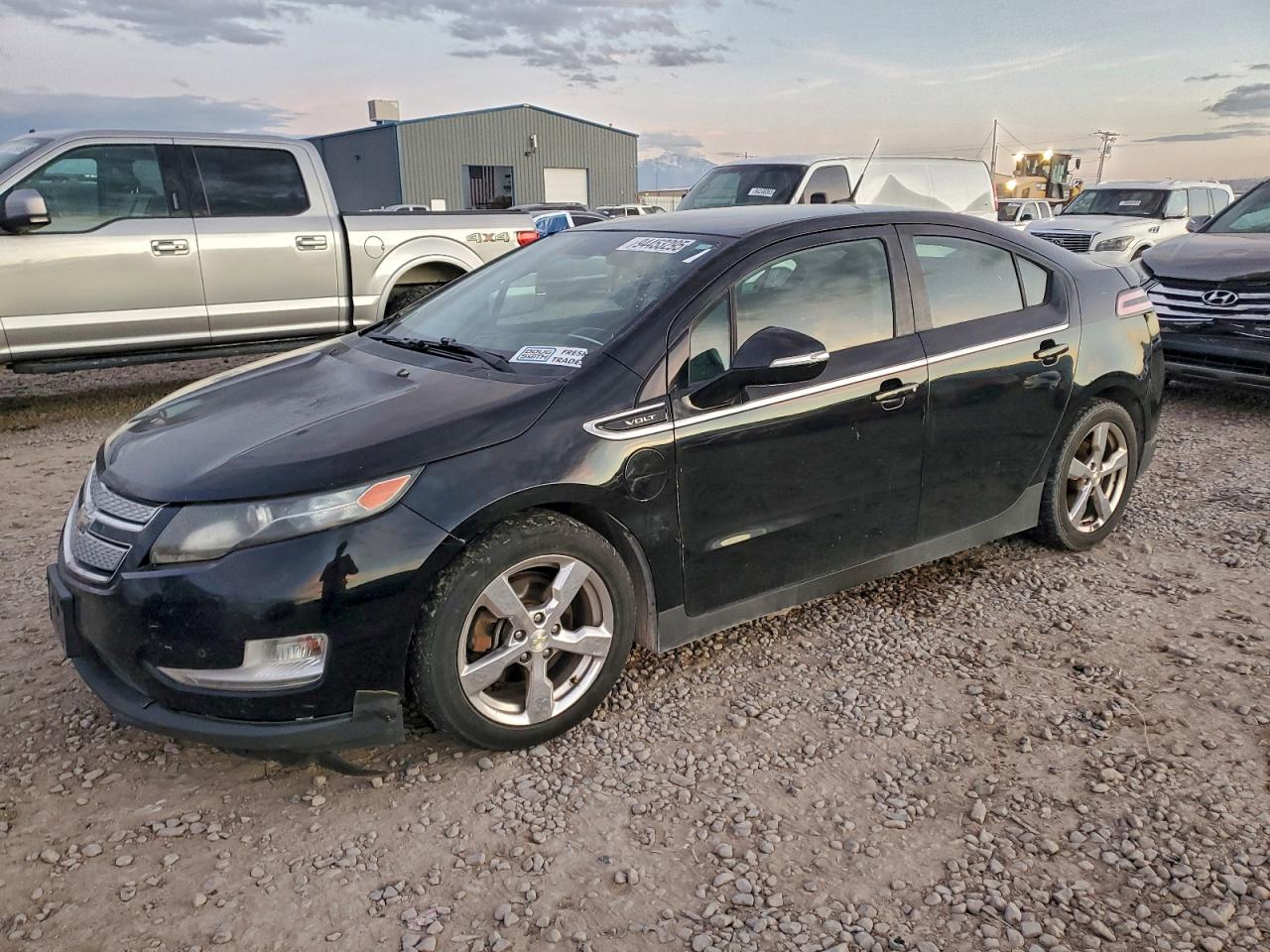 2011 Chevrolet Volt, VIN 1G1RD6E4XBU102954 — Minor dents and scratches