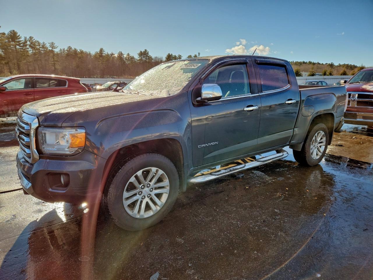 2015 GMC Canyon 4WD SLT, VIN 1GTG6CE34F1199672 — Front end