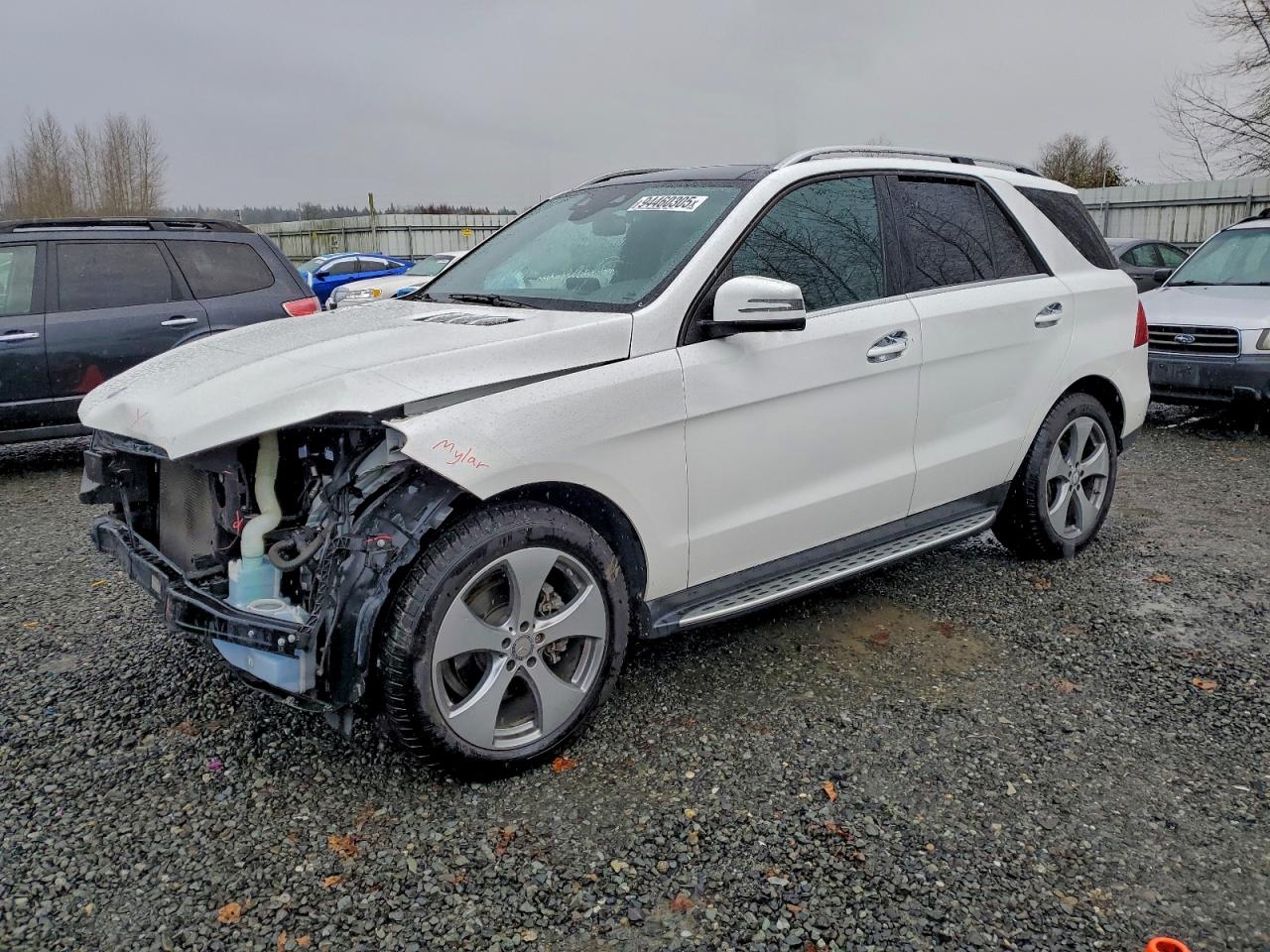 2016 Mercedes-Benz GLE 350, VIN 4JGDA5HB4GA717728 — Front end