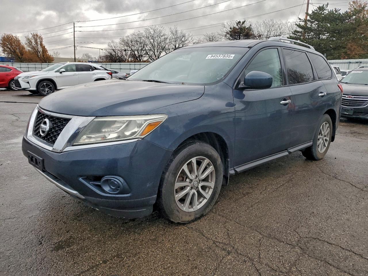 2014 Nissan Pathfinder SV, VIN 5N1AR2MMXEC721267 — Мелкие вмятины и царапины