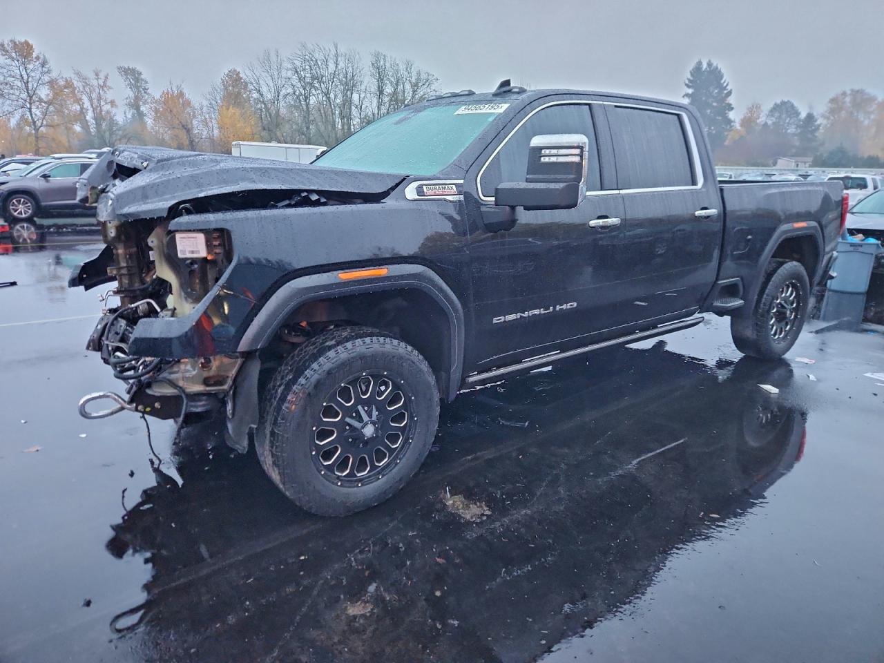 2023 GMC Sierra 2500HD Denali, VIN 1GT49REY7PF174701 — Front end