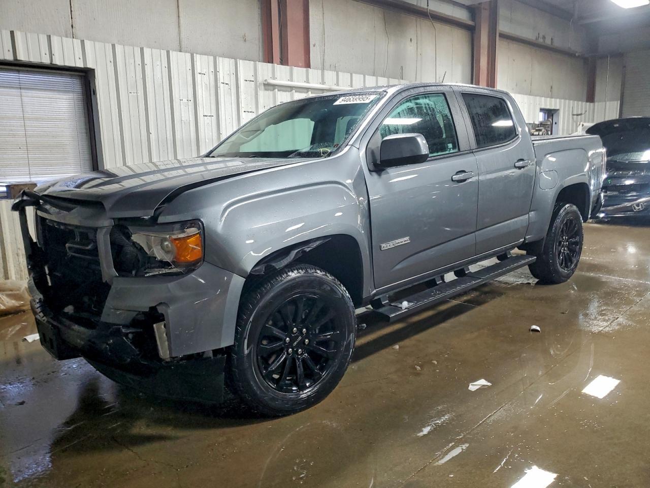 2022 GMC Canyon 4WD Elevation, VIN 1GTG6CEN4N1109131 — Front end