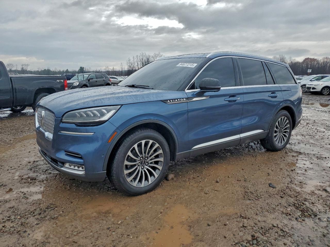 2020 Lincoln Aviator Reserve, VIN 5LM5J7XC3LGL19635 — Engine fire