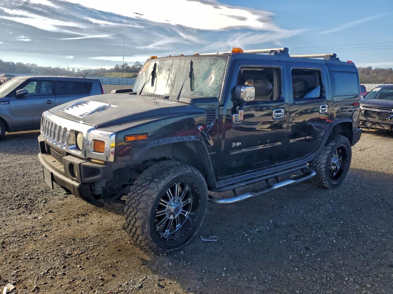 2004 Hummer H2, VIN 5GRGN23U04H119666 — Vandalism