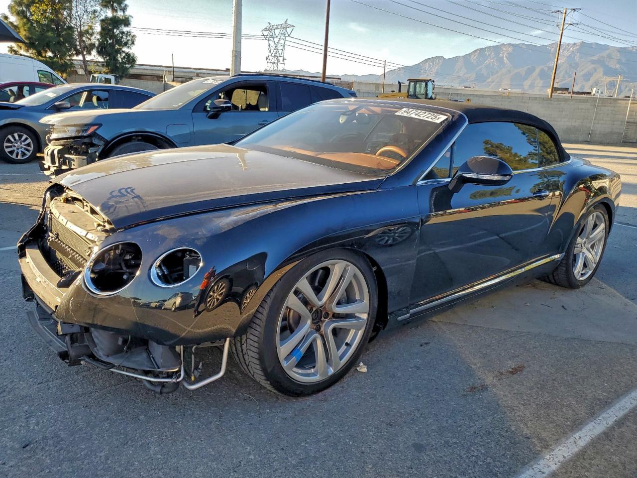 2013 Bentley Continental GT, VIN SCBGT3ZA1DC083108 — Front end