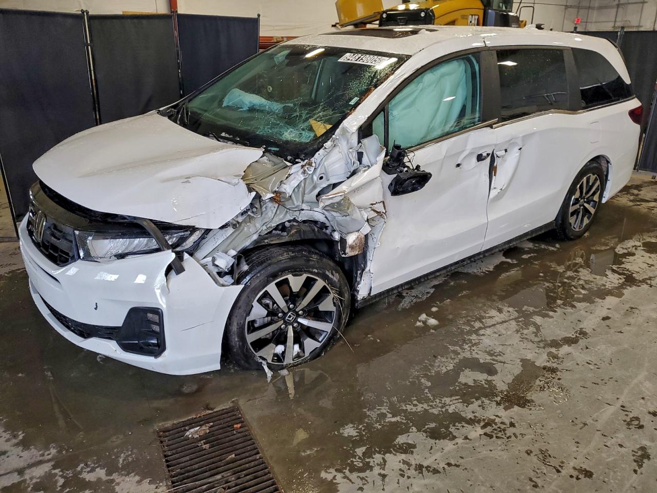 2025 Honda Odyssey EX-L, VIN 5FNRL6H61SB062361 — Front end