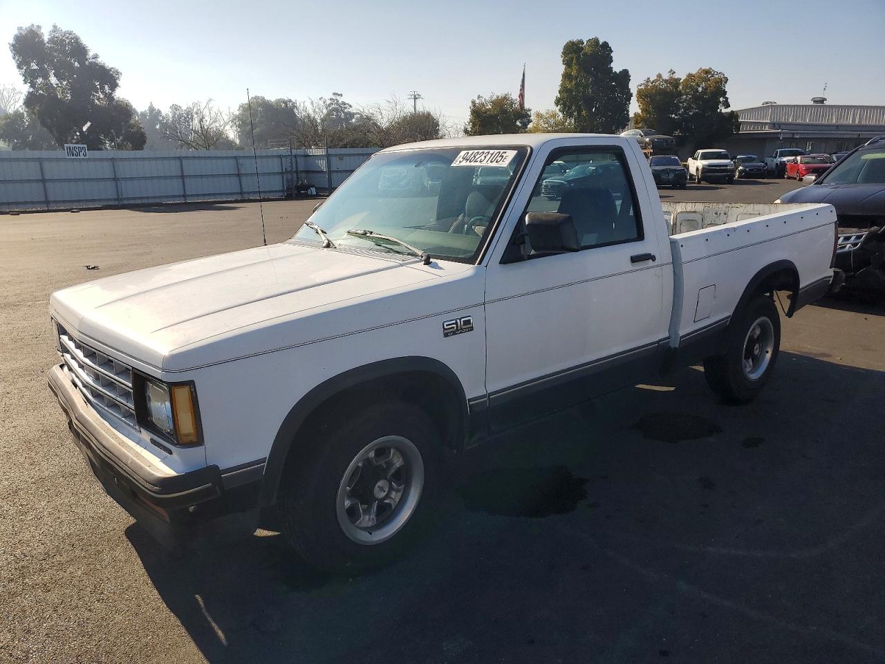 1985 Chevrolet S-10, VIN 1GCBS14E2F8169123 — Rear end