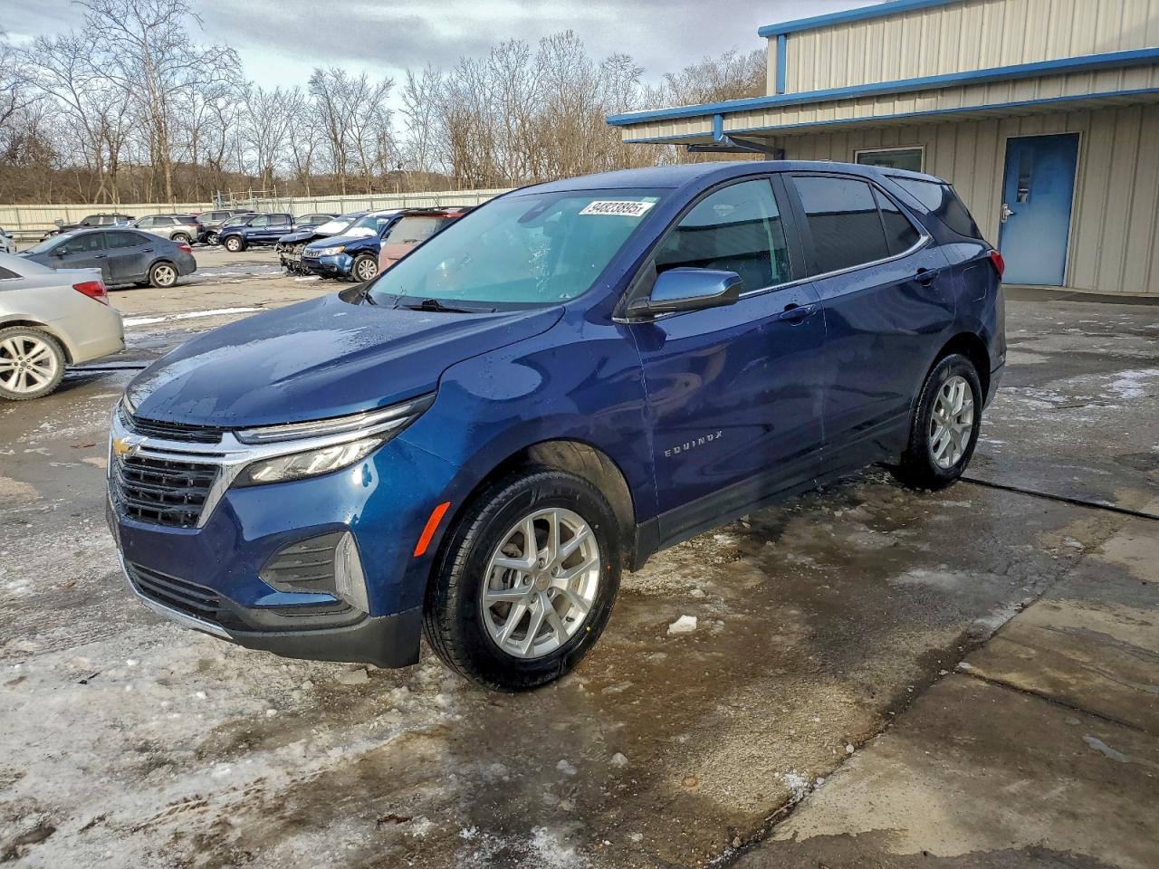 2022 Chevrolet Equinox LT, VIN 3GNAXUEV7NL268752 — Partial repair