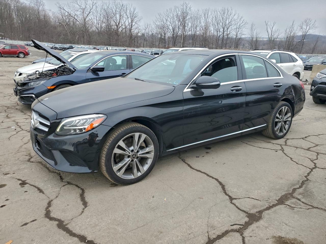 2019 Mercedes-Benz C 300, VIN 55SWF8EB6KU299126 — Rear end