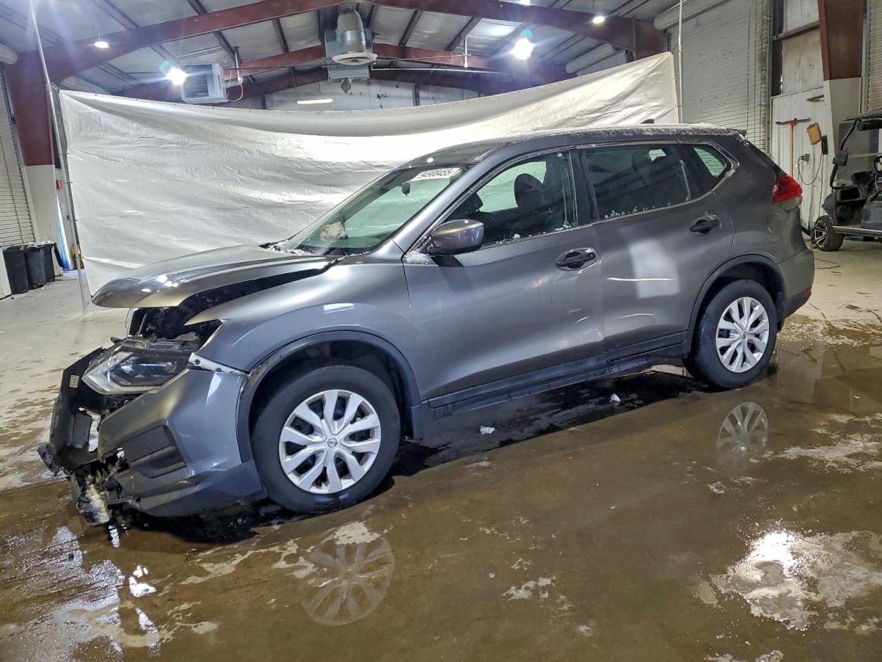 2018 Nissan Rogue SV, VIN 5N1AT2MV5JC771630 — Front end