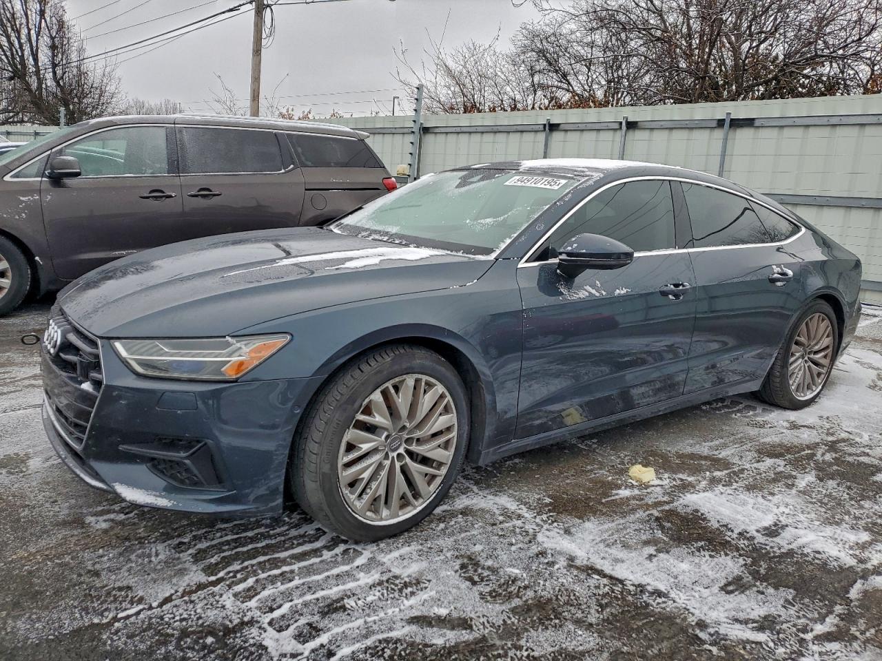 2019 Audi A7 Prestige, VIN WAUS2AF24KN032549 — Side