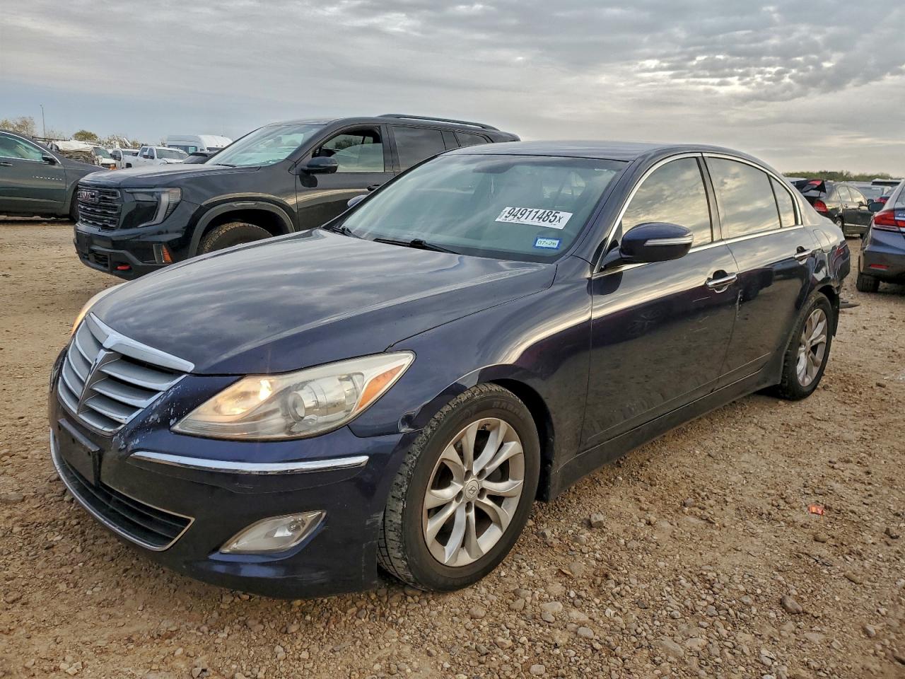 2013 Hyundai Genesis 3.8L, VIN KMHGC4DD7DU235015 — Auction photo 1 of 13