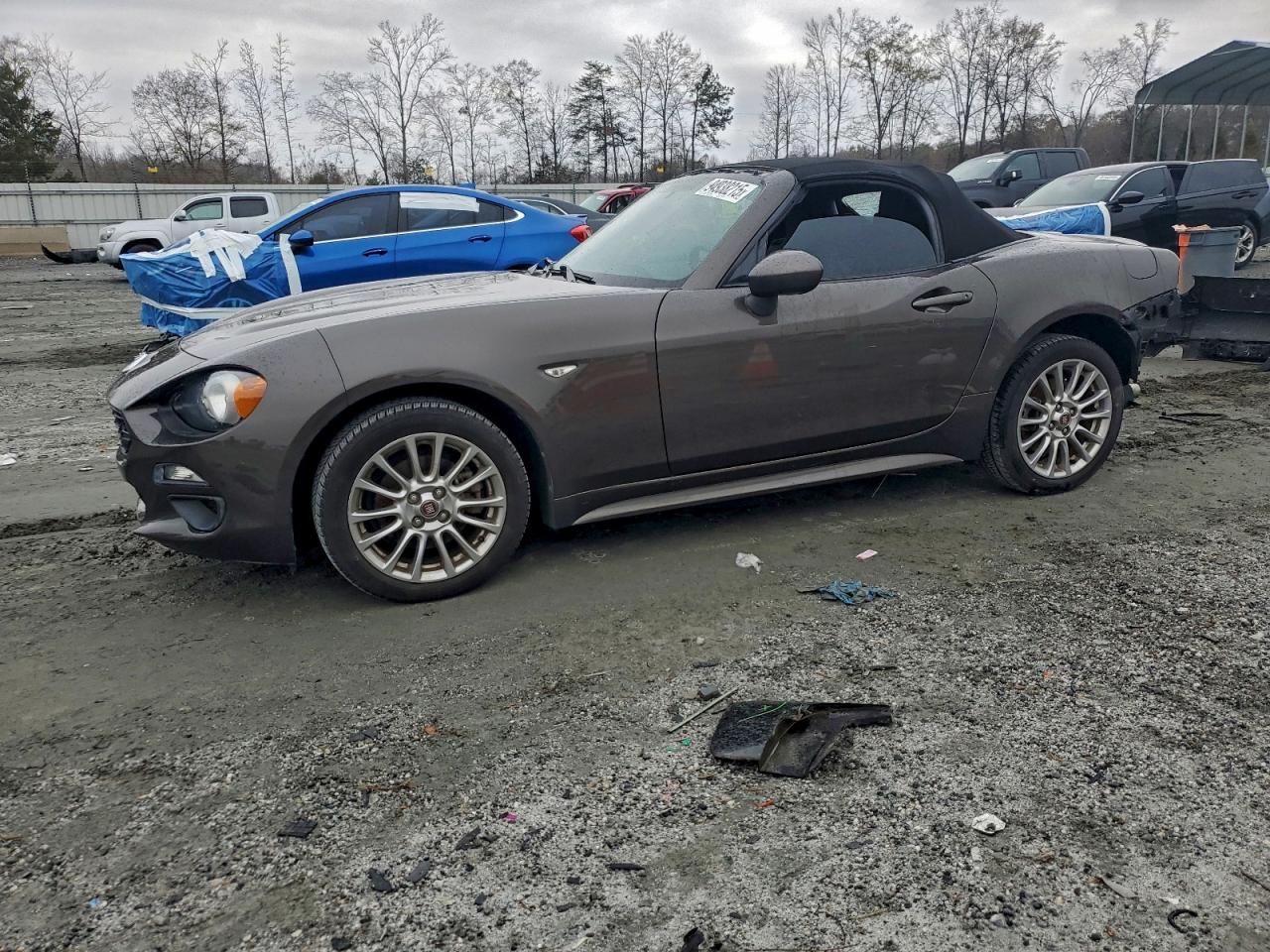 2018 FIAT 124 Spider Classica, VIN JC1NFAEK6J0137432 — Rear end