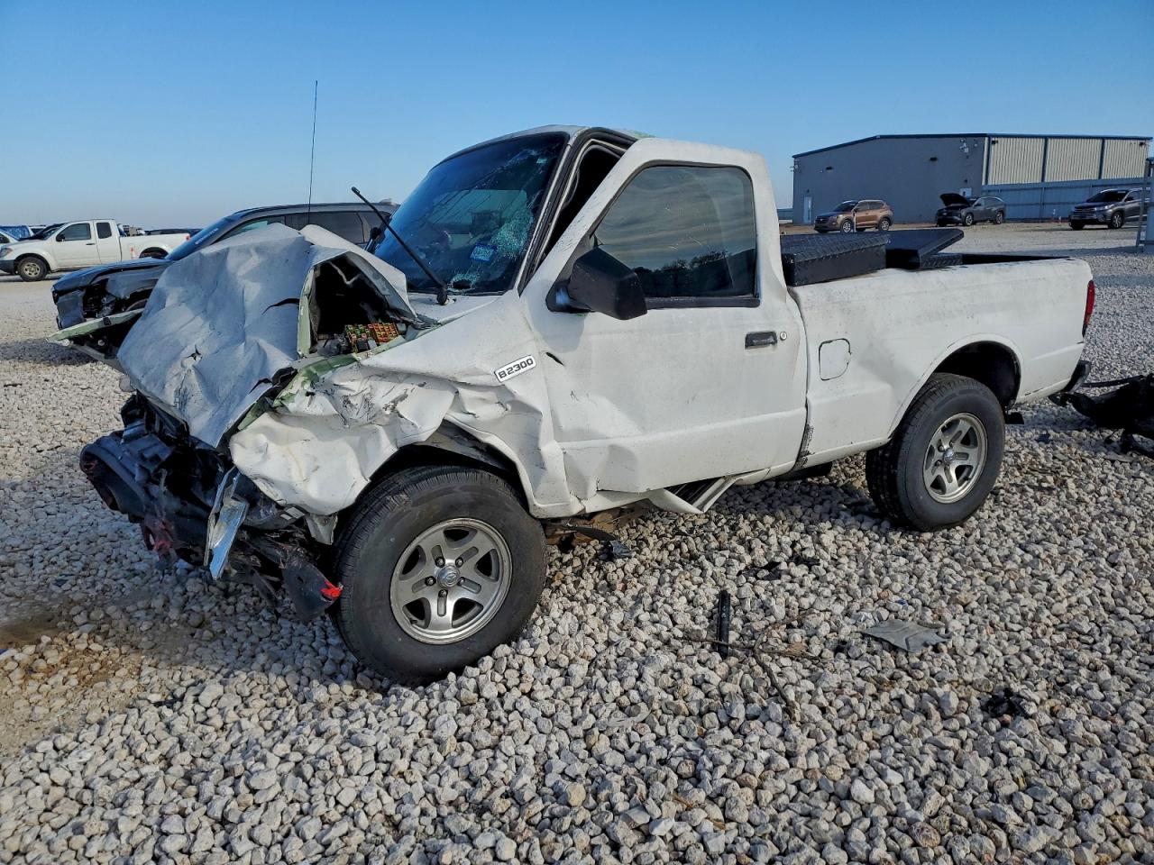 2007 Mazda B-Series, VIN 4F4YR12D07PM00860 — Перед