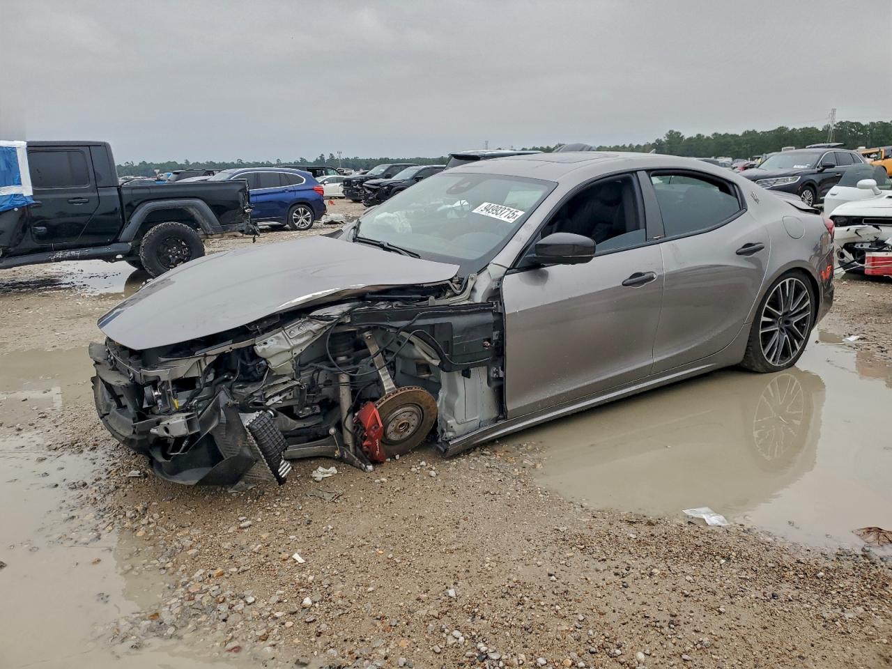 2022 Maserati Ghibli, VIN ZAM57ZST7NX398329 — Front end