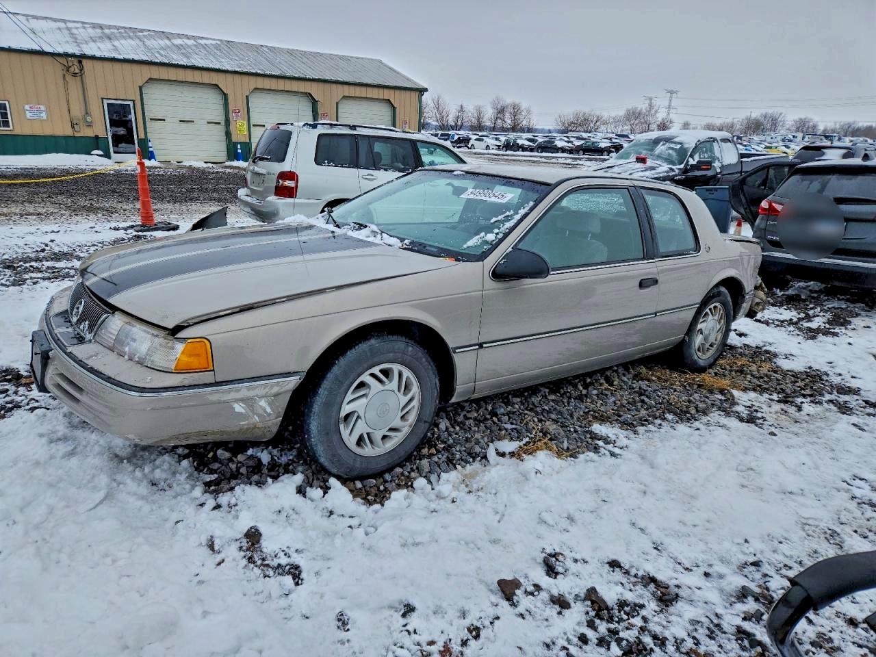 1991 Mercury Cougar, VIN 1MEPM6042MH662872 — Rear end